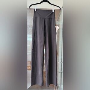 Vuori Women's Black Leggings